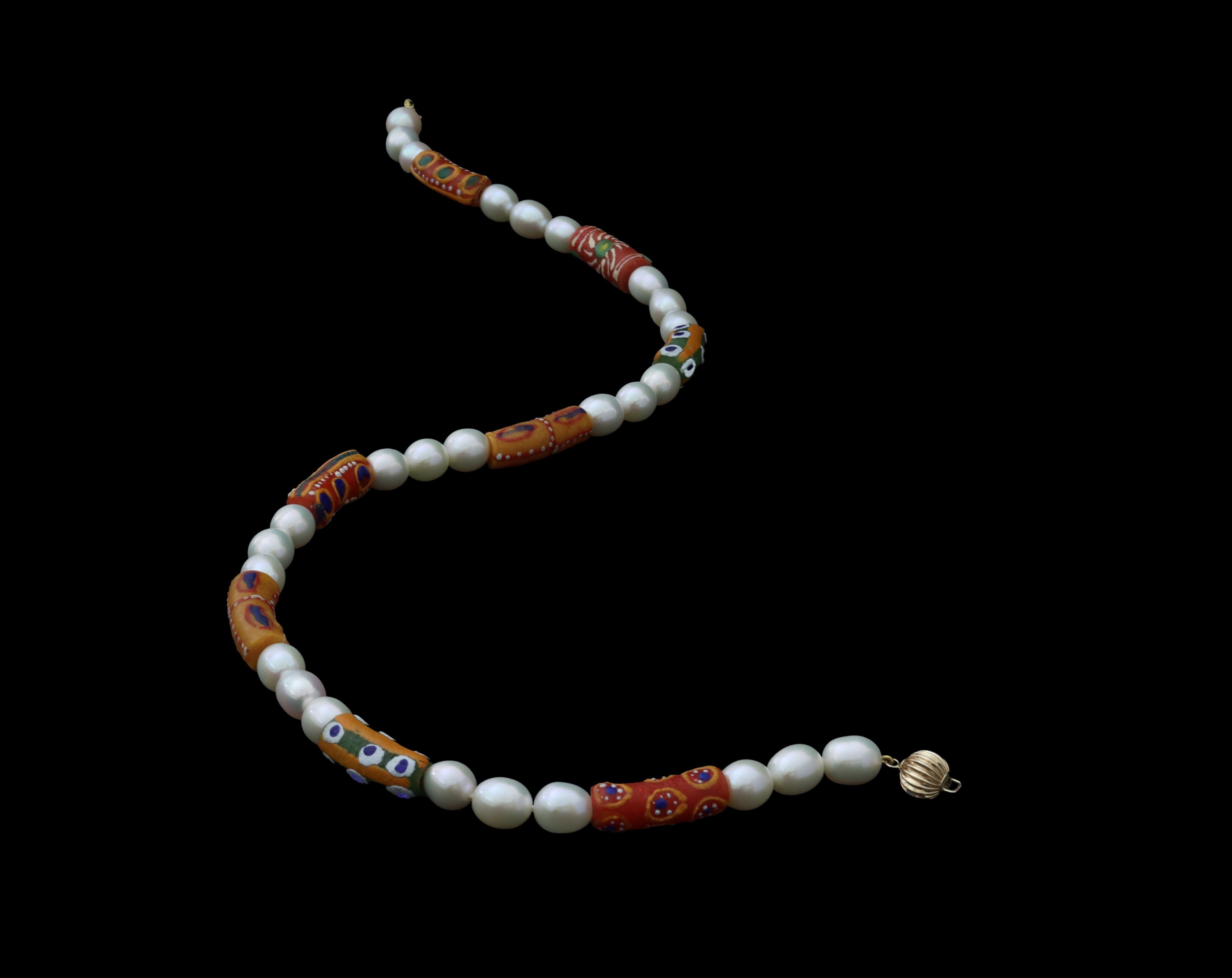 KROBO & PEARL NECKLACE