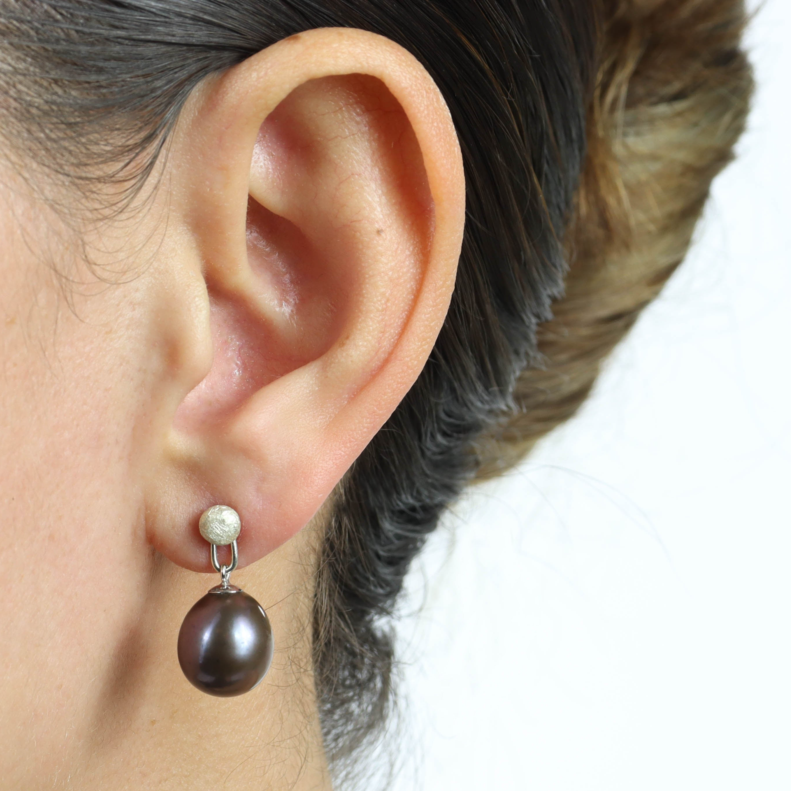 PEARL DROP DETACHABLE EARRINGS (Peacock colouring)